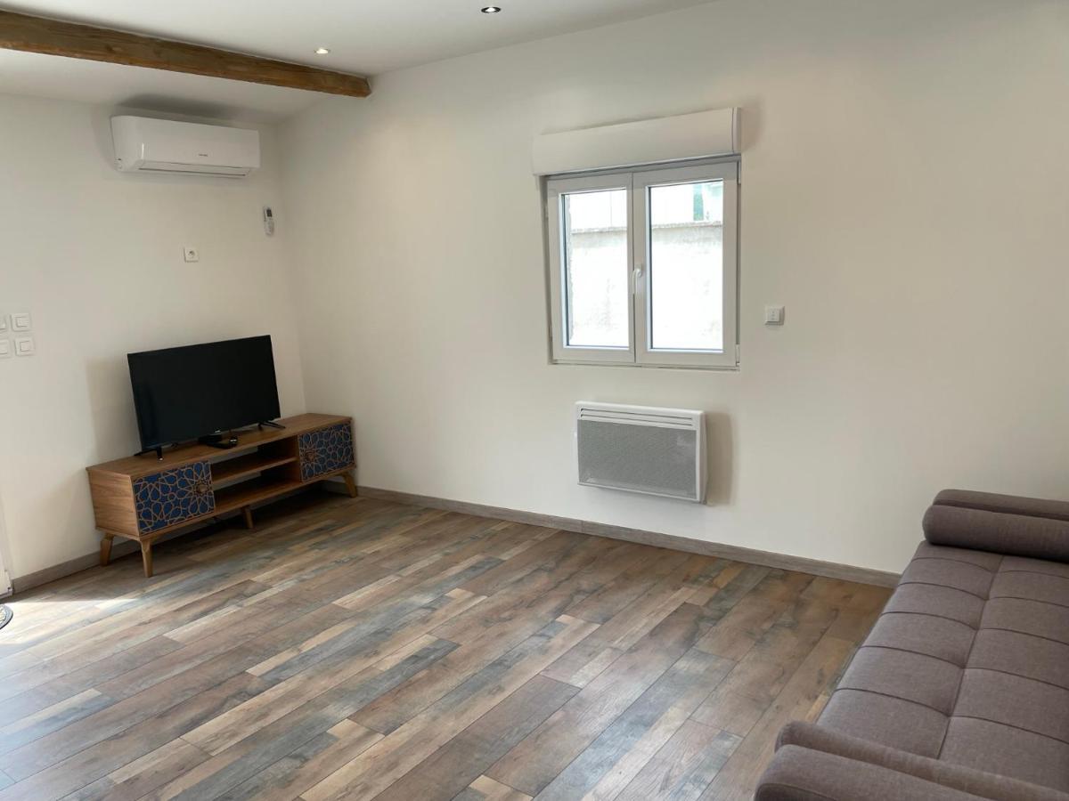 Aparthotel Studio 23 M2+Wifi +Parking Prive Oullins Exterior foto